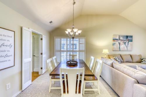 445 Golf Shores