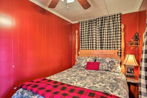 Charming Waterfront Ridgeway Cabin With Dock!