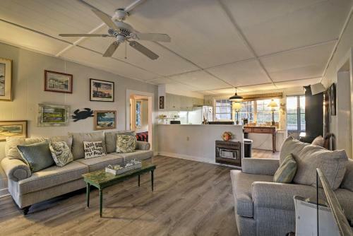 Pawleys Island House With Dock - Steps To Beach!