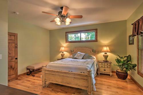 Spacious Family Retreat Steps To Lake Keowee