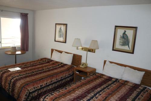 Hotel Dakota Inn