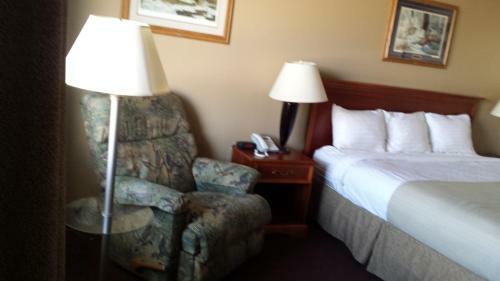 Hotel Dakota Inn