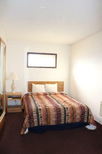 Hotel Dakota Inn