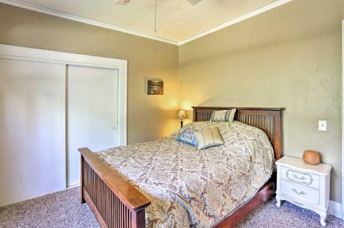 Custer Home With Deck And Porch - Walk Downtown!
