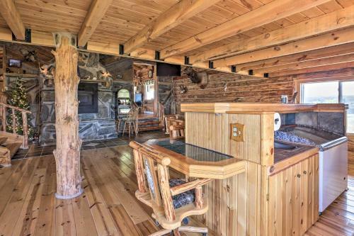 Custom Belle Fourche Cabin Big Group Retreat