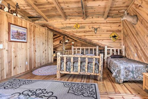 Custom Belle Fourche Cabin Big Group Retreat