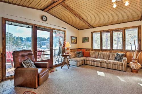Tranquil Retreat On Creek With Deck On 30 Acres