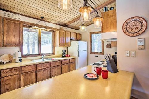 Tranquil Retreat On Creek With Deck On 30 Acres