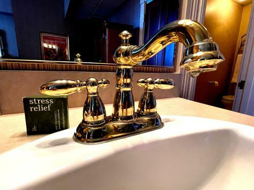 Celebrity Hotel