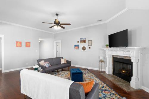 Bright & Dreamy Home Away From Home