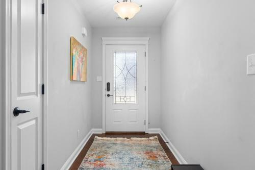 Bright & Dreamy Home Away From Home