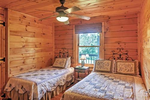 Private Riceville Mtn Cabin With Wraparound Porch!