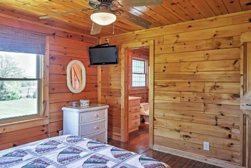 Private Riceville Mtn Cabin With Wraparound Porch!