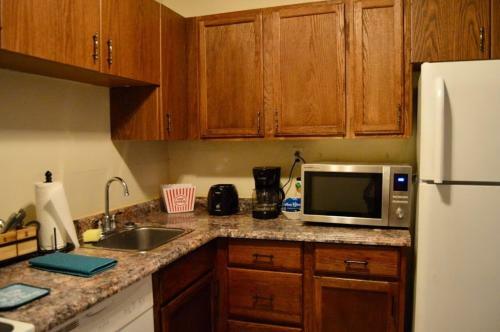 Apartment Living 2 Bed And Bath