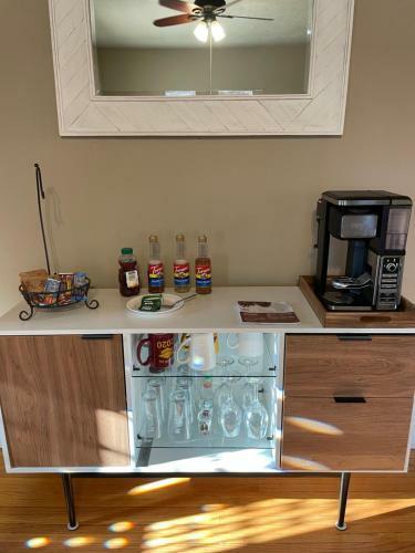Exclusive Home Perfectly Situated For All Guests!!