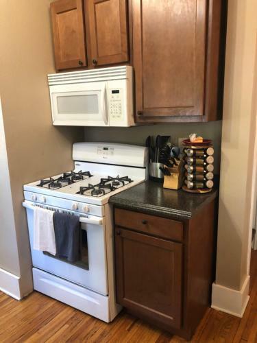 Exclusive Home Perfectly Situated For All Guests!!