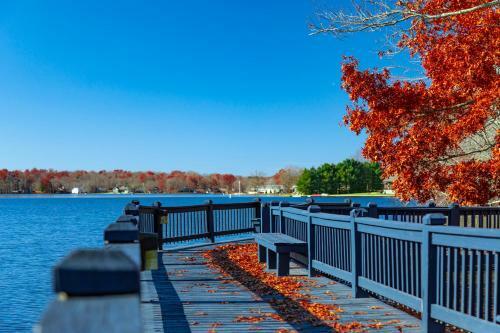 Hotel Crown Resorts At Lake Tansi East