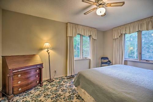 Lakefront Dayton Home With Great Views And Dock!