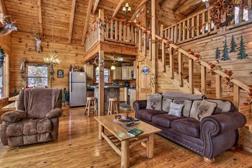 Secluded Smoky Mountain Retreat With Wraparound Deck!