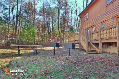 Splash N' Play #524 By Aunt Bug's Cabin Rentals