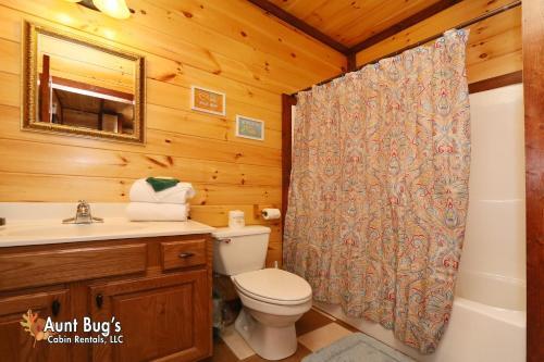 Splash N' Play #524 By Aunt Bug's Cabin Rentals