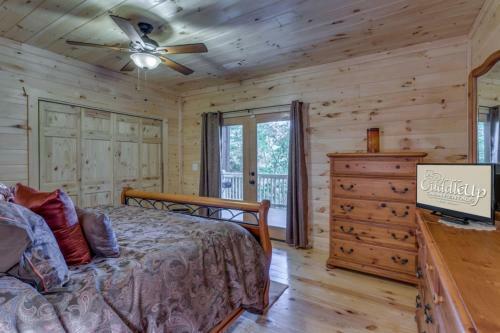 Country Dreams- Mtn View Near Ocoee River