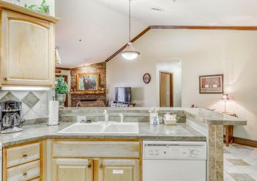 Apartamento Baskins Creek Condominiums