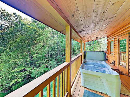 Dove?s Nest - Charming Cabin Cabin