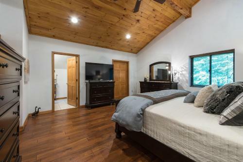The Chalet In The Smokies
