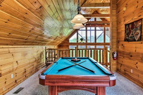 Expansive Cabin In Gatlinburg With Luxury Amenities!