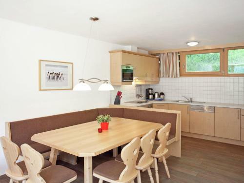 Holiday Home Drive In Chalet 2