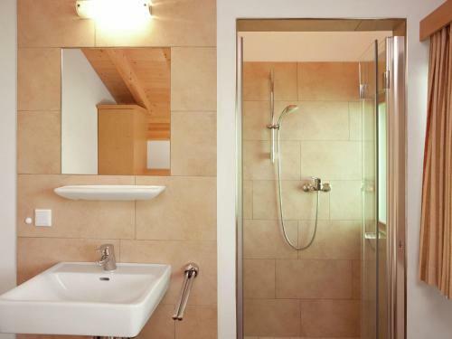 Holiday Home Drive In Chalet 2