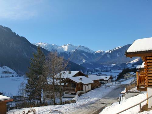 Holiday Home Drive In Chalet 1