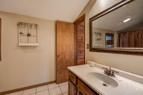 Above The Clouds Ii, 4 Bedrooms, Sleeps 11, View, Pet Friendly, Pool, Golf