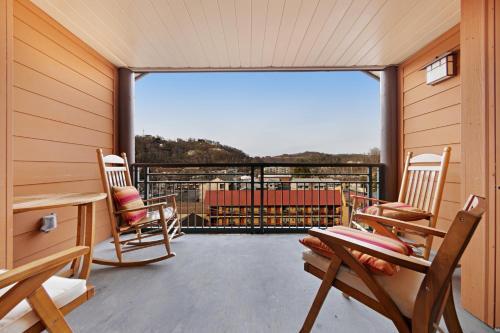 Baskin's Creek Condos III