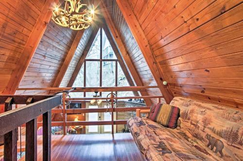 A-frame Gatlinburg Cabin With Deck And Private Hot Tub