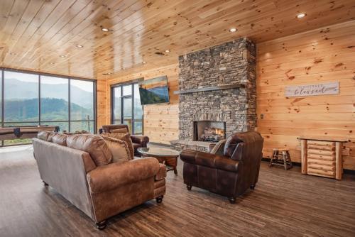 Greystone Pointe Lodge Residence
