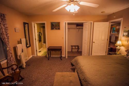 Hostal Nolichuckey Bluffs Bed & Breakfast Cabins