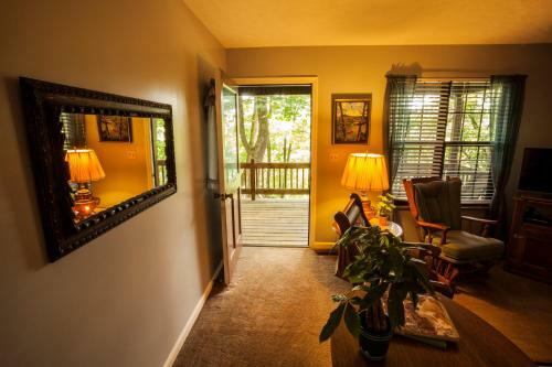 Hostal Nolichuckey Bluffs Bed & Breakfast Cabins