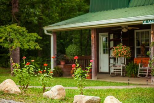 Hostal Nolichuckey Bluffs Bed & Breakfast Cabins