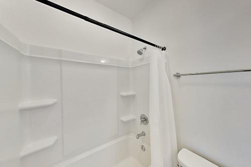 Brand-new Townhome - Steps To Hermitage Park Townhouse