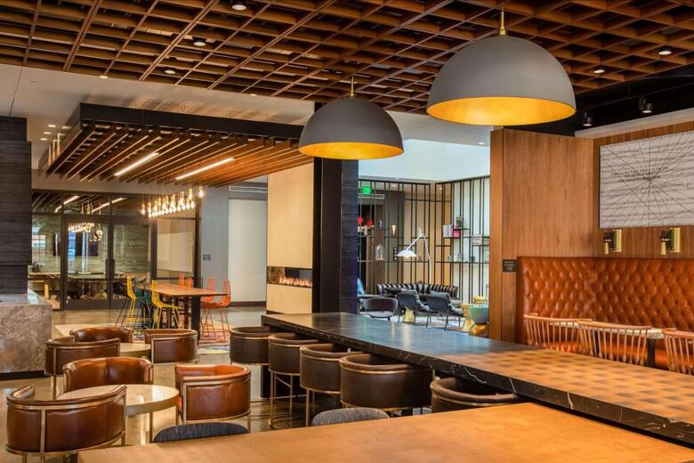 Hotel Canopy By Hilton Memphis Downtown
