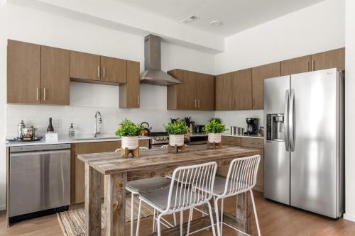 Apartamento Illume - Upscale Gulch View Getaway - Corner Unit Condo