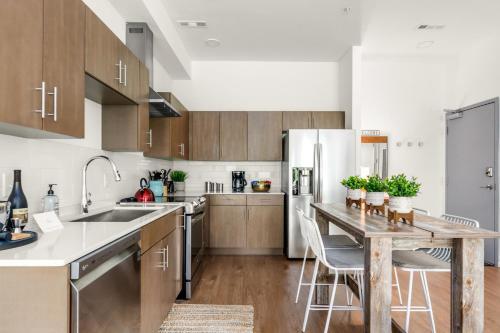 Apartamento Illume - Upscale Gulch View Getaway - Corner Unit Condo