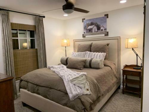 Five-star Historic Boyd Harvey Carriage House