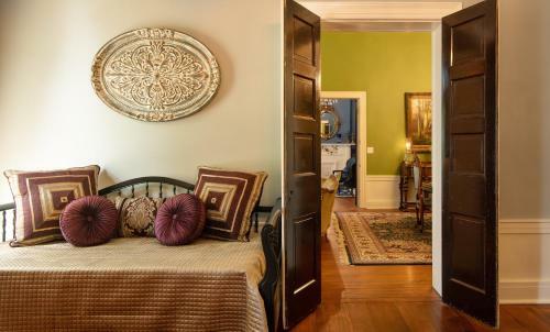 Bed & Breakfast Belle Air Mansion And Inn