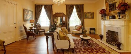 Bed & Breakfast Belle Air Mansion And Inn