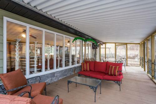 Grand Dream Vacation Home In Nashville 7+ Beds!