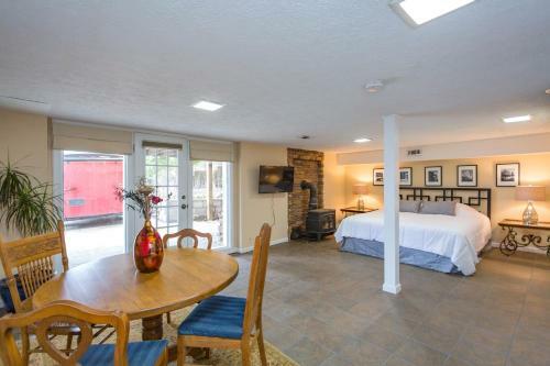 Grand Dream Vacation Home In Nashville 7+ Beds!
