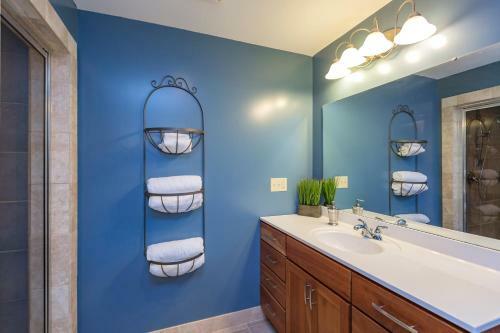 Grand Dream Vacation Home In Nashville 7+ Beds!